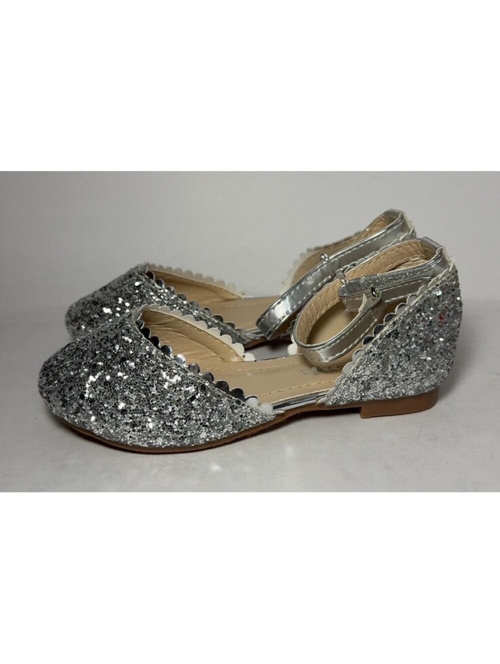 Link Girls Silver Glitter Dress Shoes Ankle Strap Scalloped Size 7C